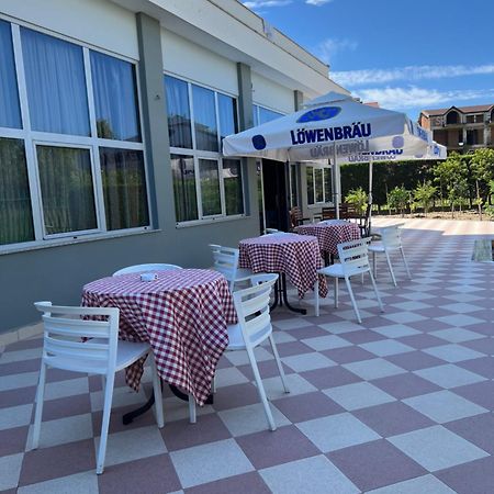 Blue Sky Hotel โกเลม ภายนอก รูปภาพ