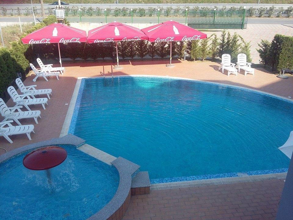 Blue Sky Hotel โกเลม ภายนอก รูปภาพ